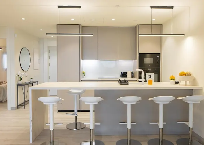 Lxr Crown 2br Design