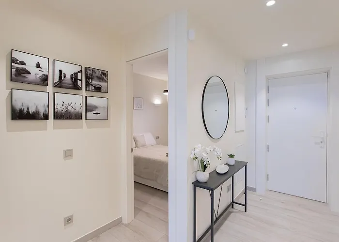 Lxr Crown 2br Design דירה *